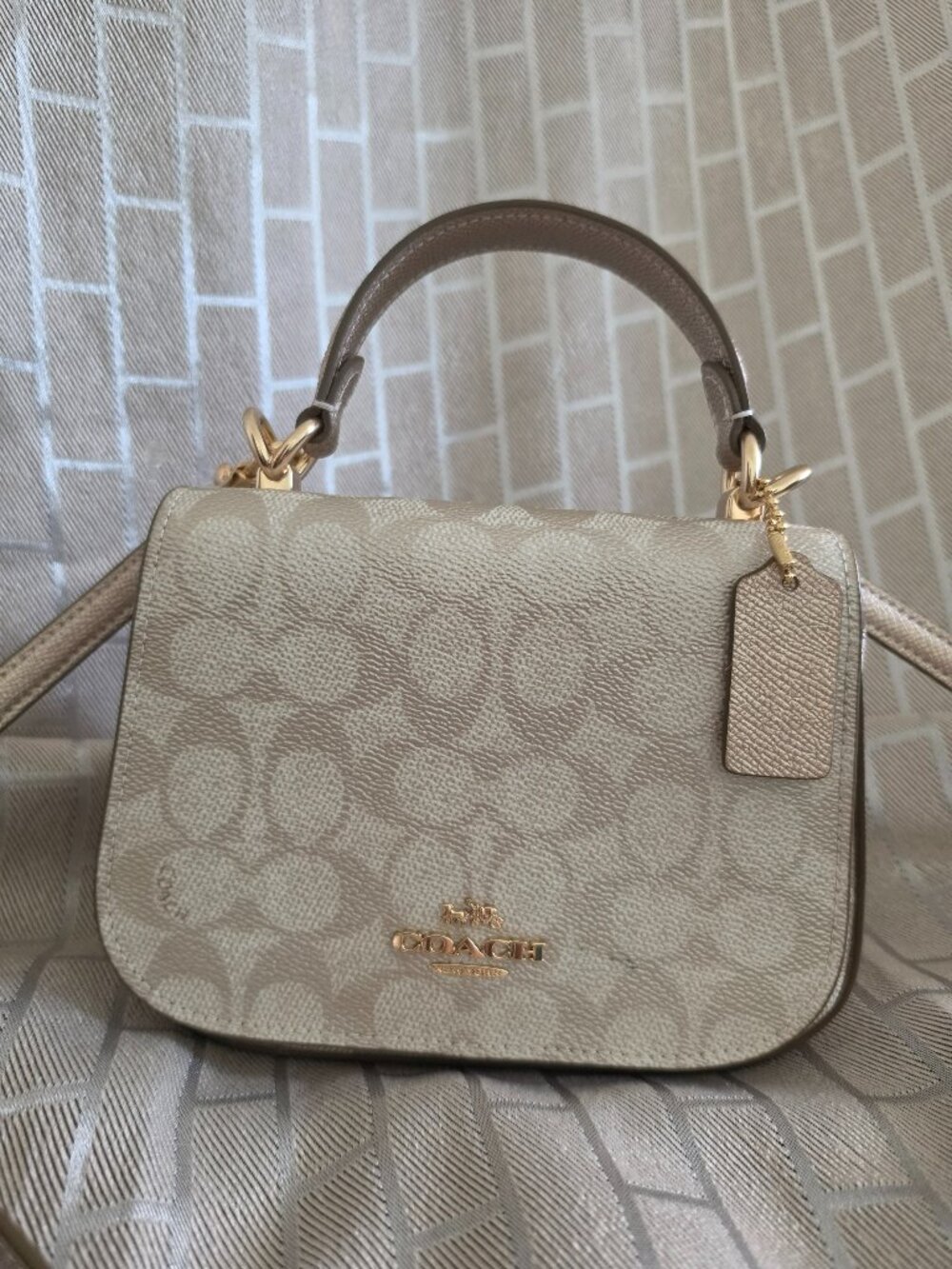 Coach Lyla 18 Signature Mini Top Handle Crossbody NWOT Never Used
